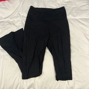 Lululemon black design groove pants Super high rise style